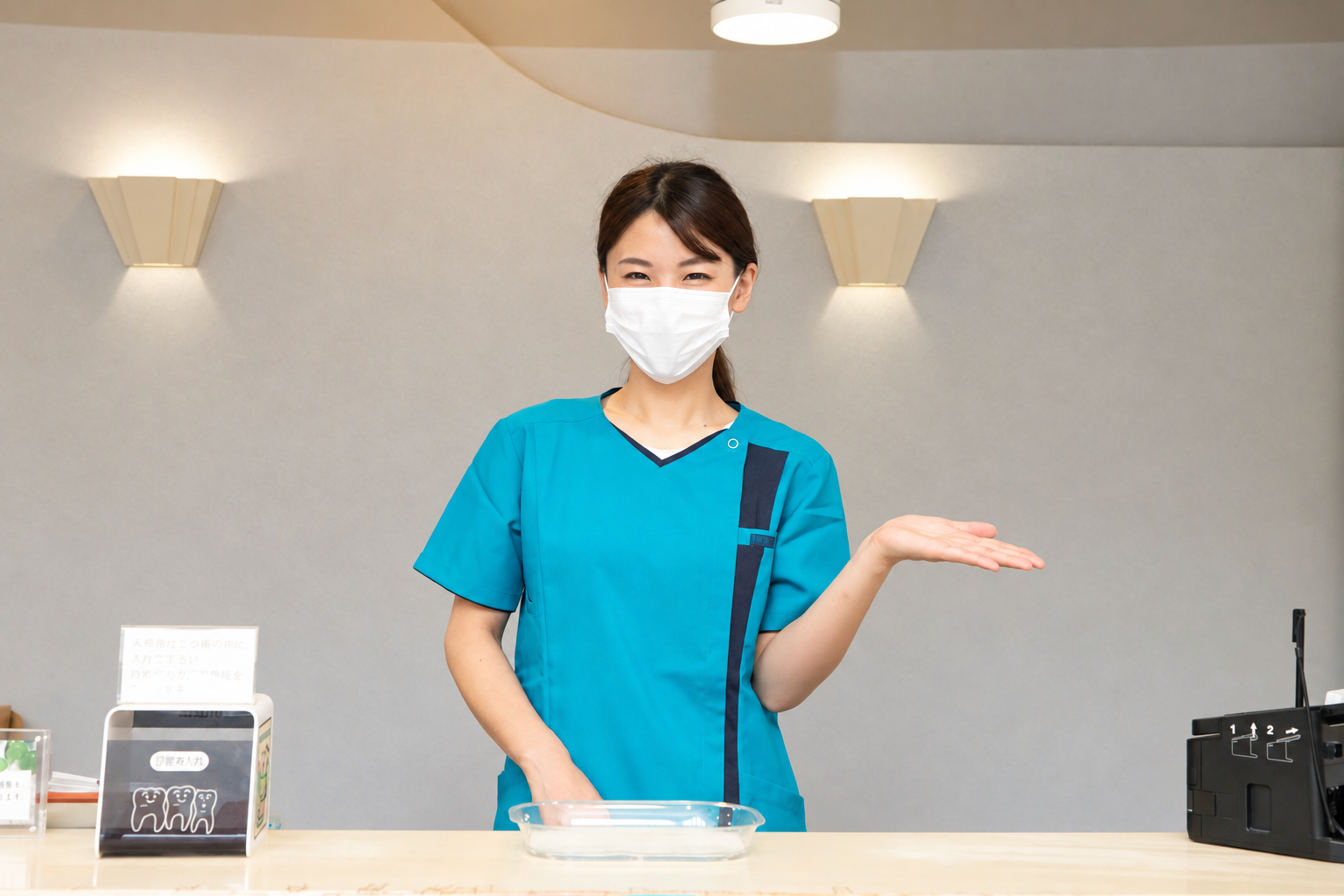 見学・ご応募をお待ちしているスタッフ